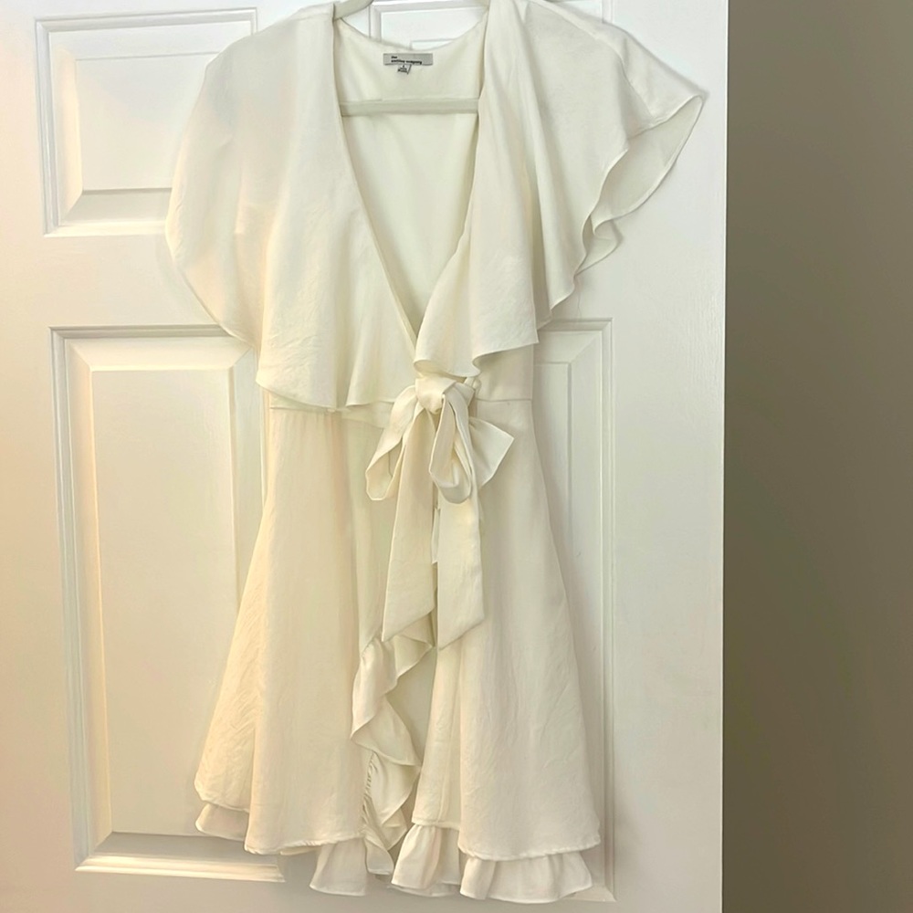 White Wrap Dress Size Large/ The Clothing Company